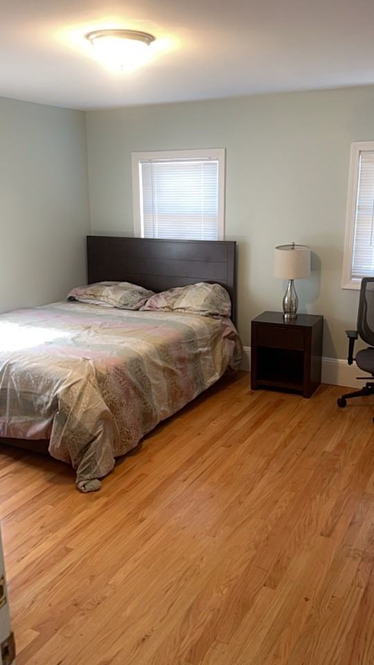 72 Wellington Hill St #1ROOM3 - Photo 2 of 9