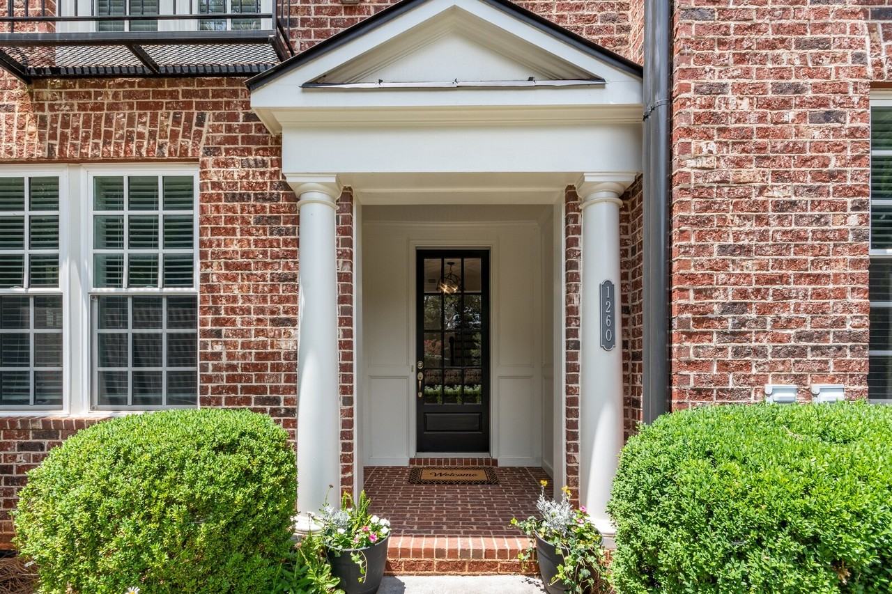 1260 Lullwater Park Cir #1260 - Photo 2 of 50