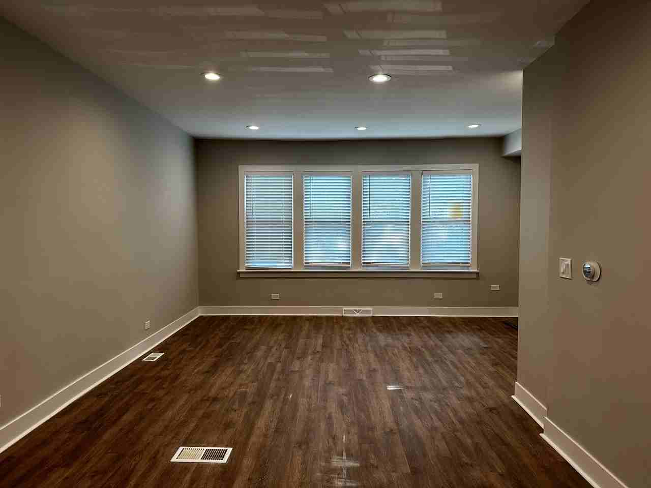 3703 Blanchan Avenue - Photo 5 of 8