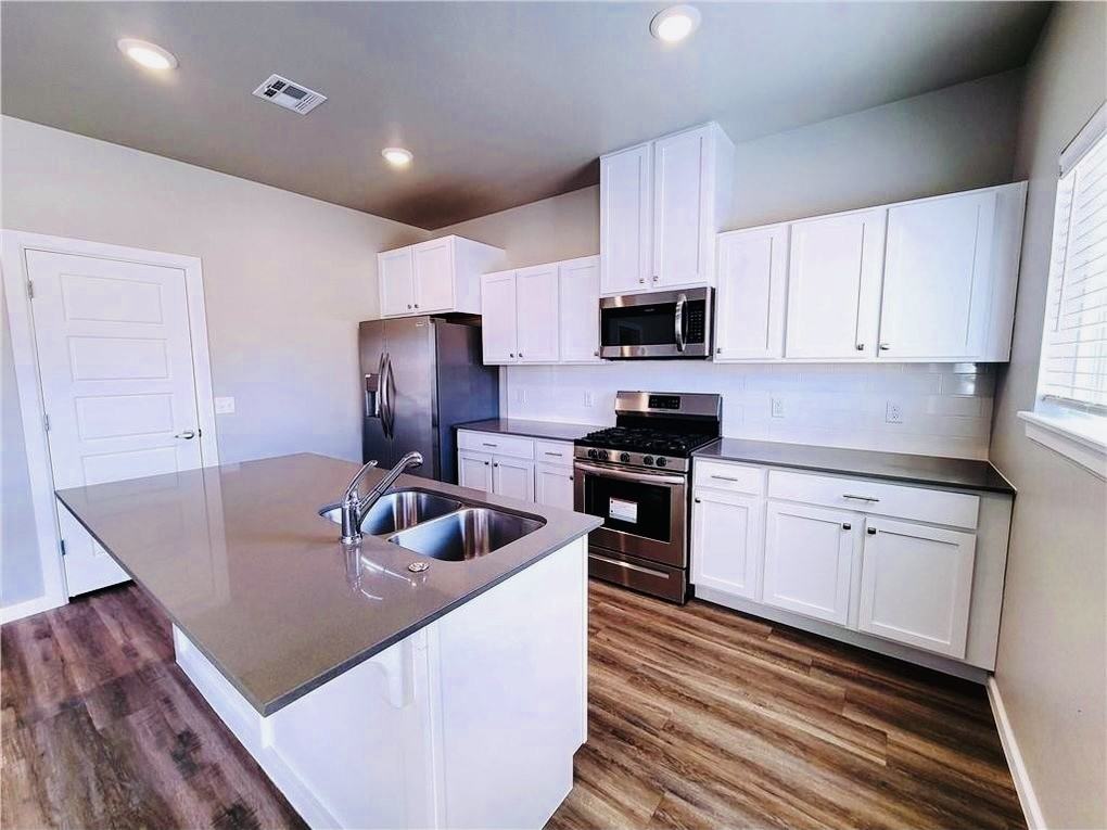 13511 Bluejacket Dr #13511 - Photo 3 of 31