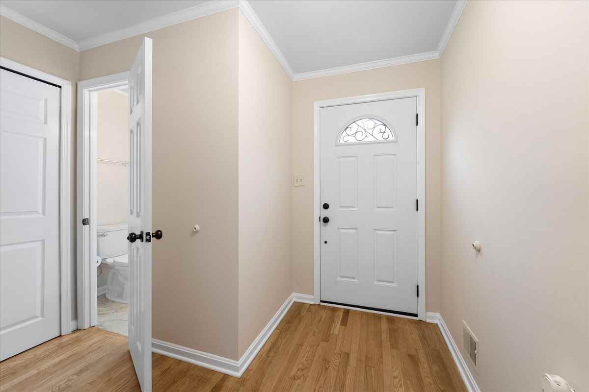 12415 Eden Ln - Photo 2 of 14