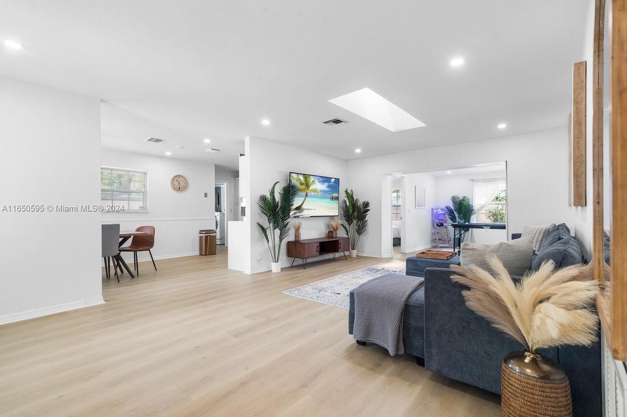 3255 Florida Blvd #NA - Photo 2 of 50