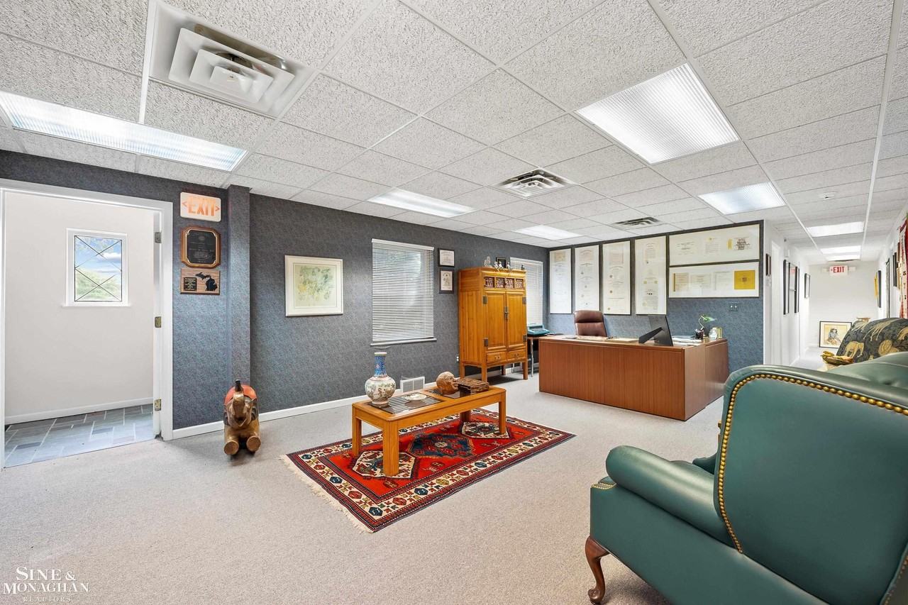 23001 Greater Mack Ave - Photo 5 of 24