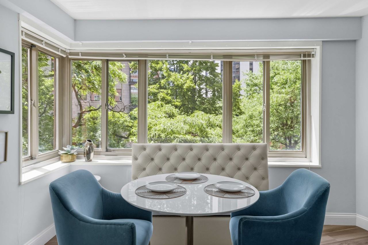1350 N Lake Shore Dr #1-1PH - Photo 2 of 29