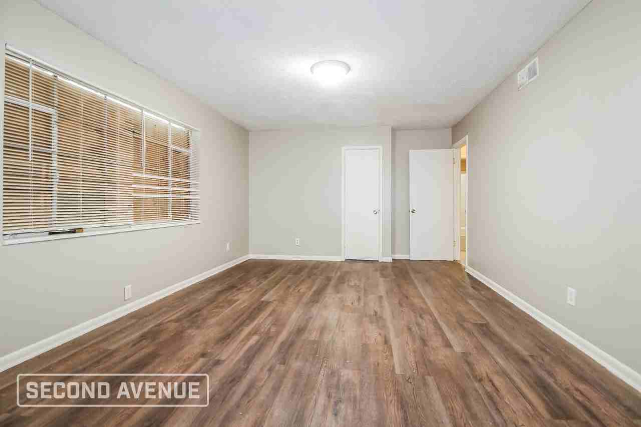 1800 Ne 48th St - Photo 2 of 21