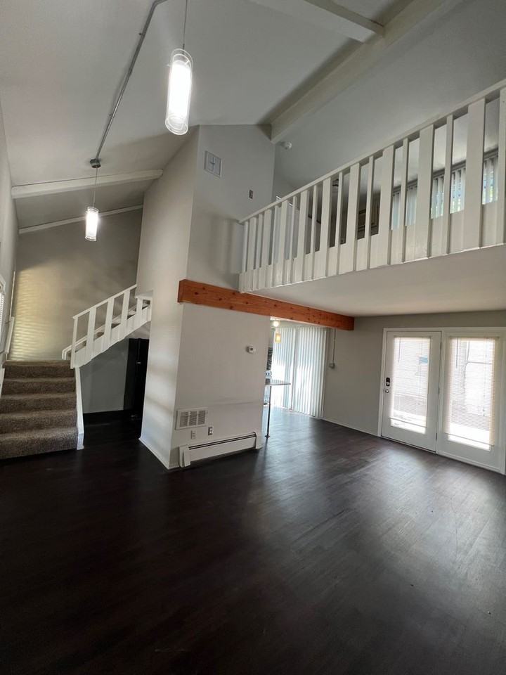 Sixth Street Lofts - Photo 5 of 23