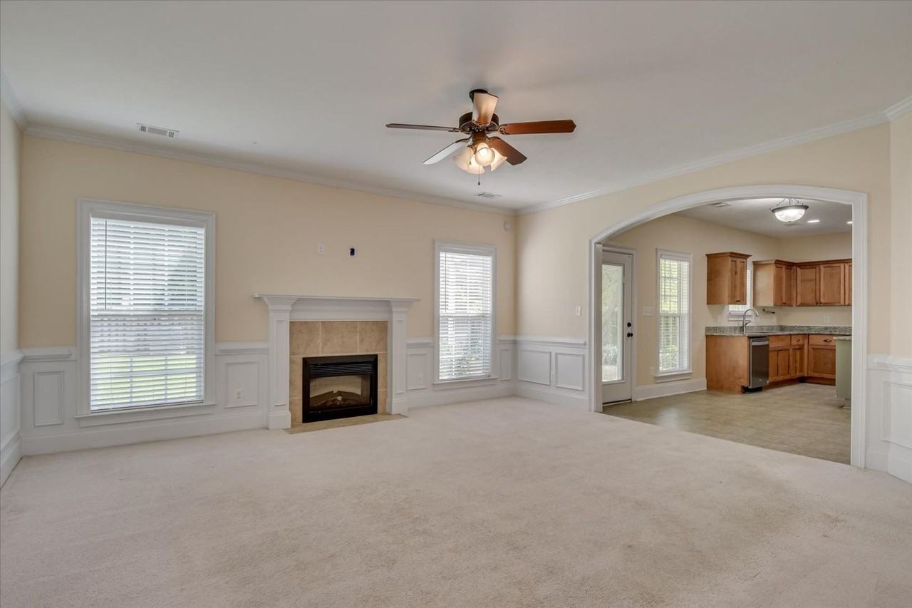 716 Gallaway Ln - Photo 7 of 50