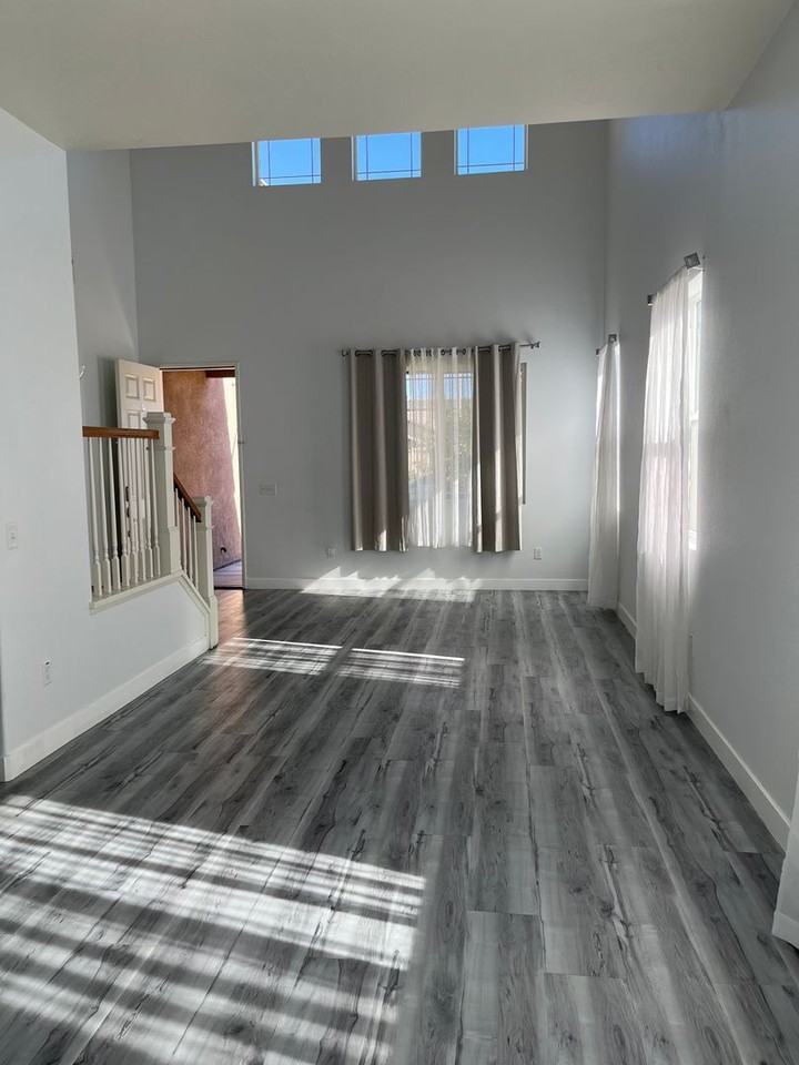 13727 Tyler Ct - Photo 5 of 28