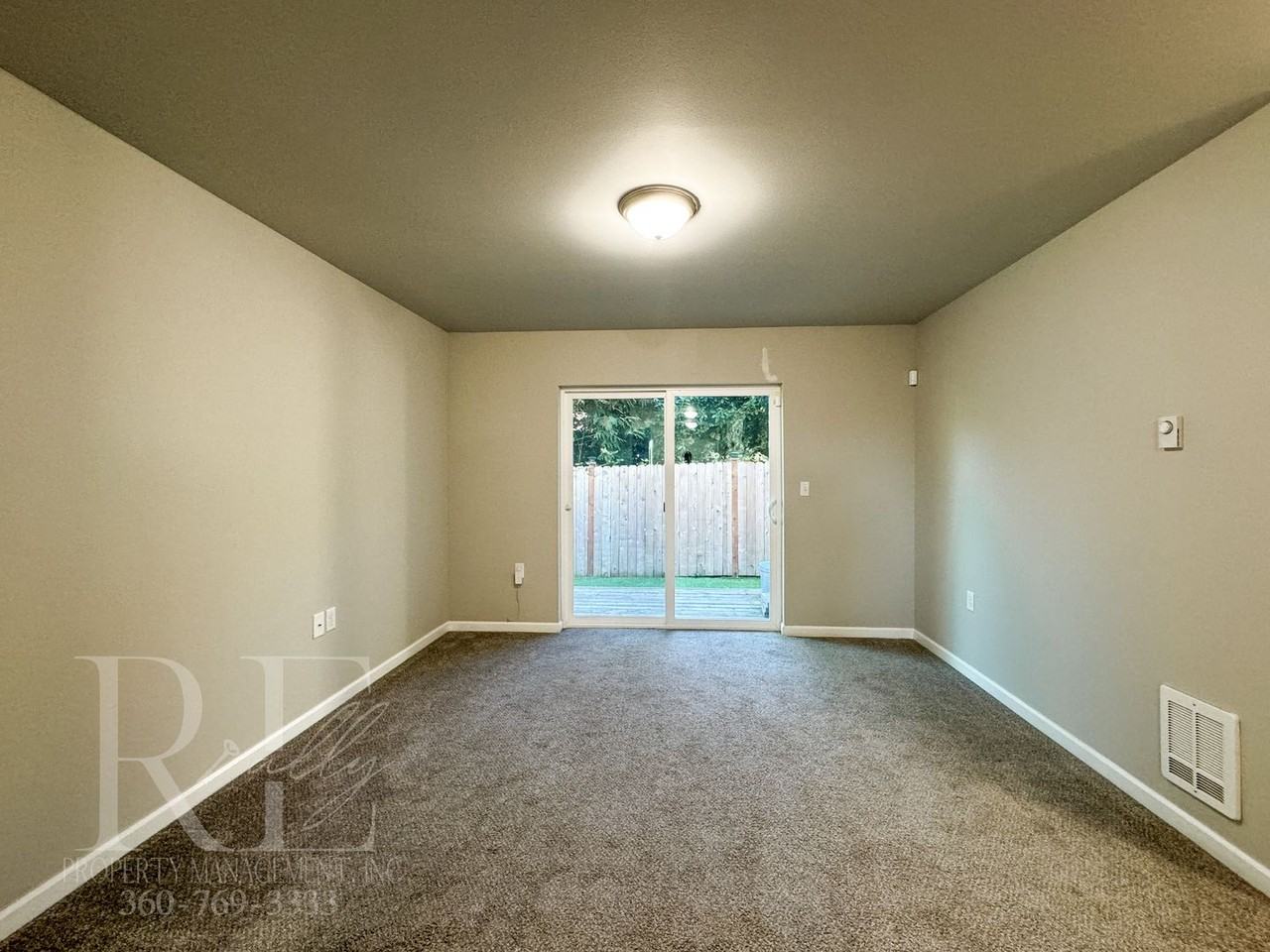 3439 Harris Rd Se - Photo 4 of 36