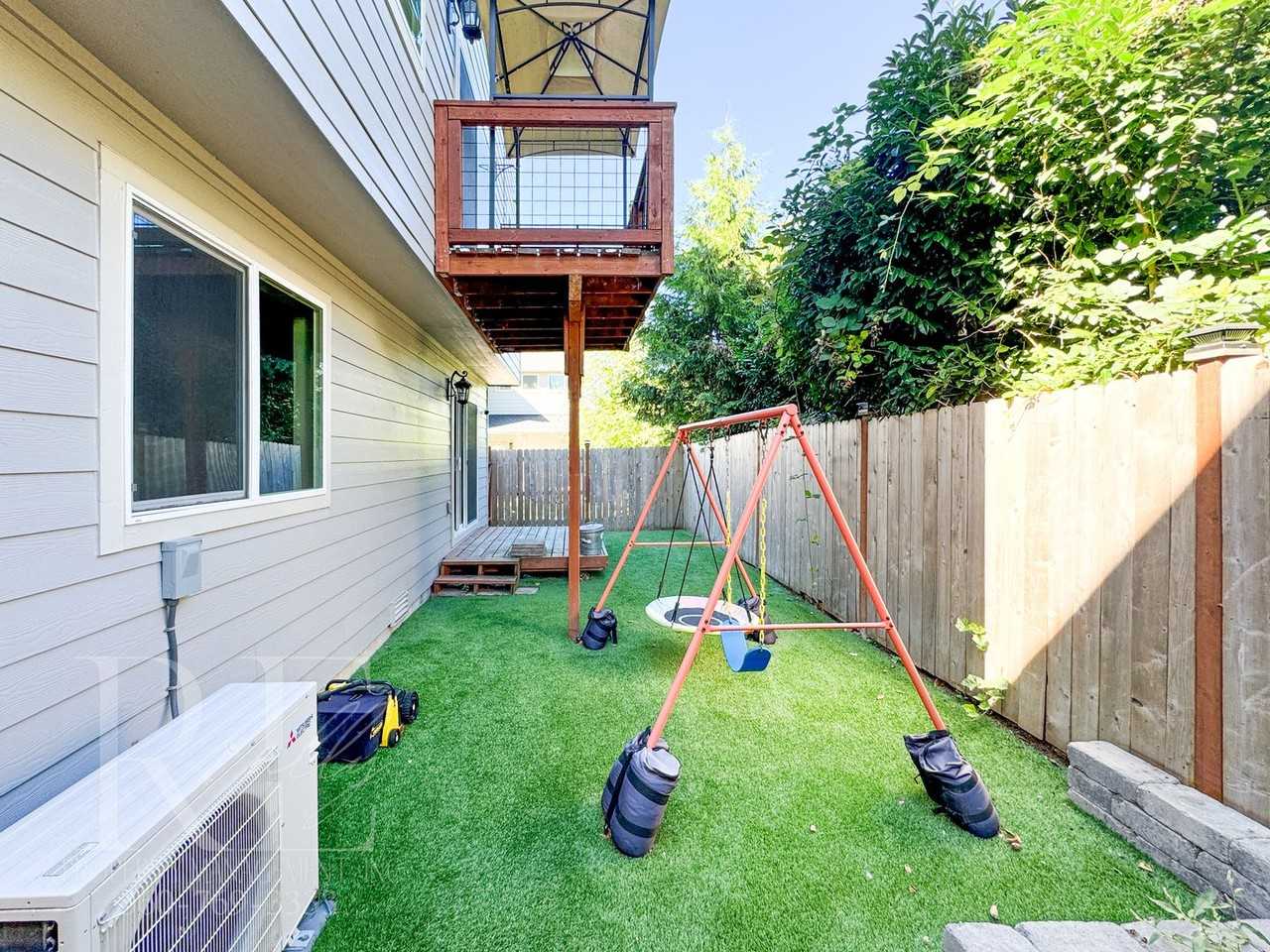 3439 Harris Rd Se - Photo 5 of 36