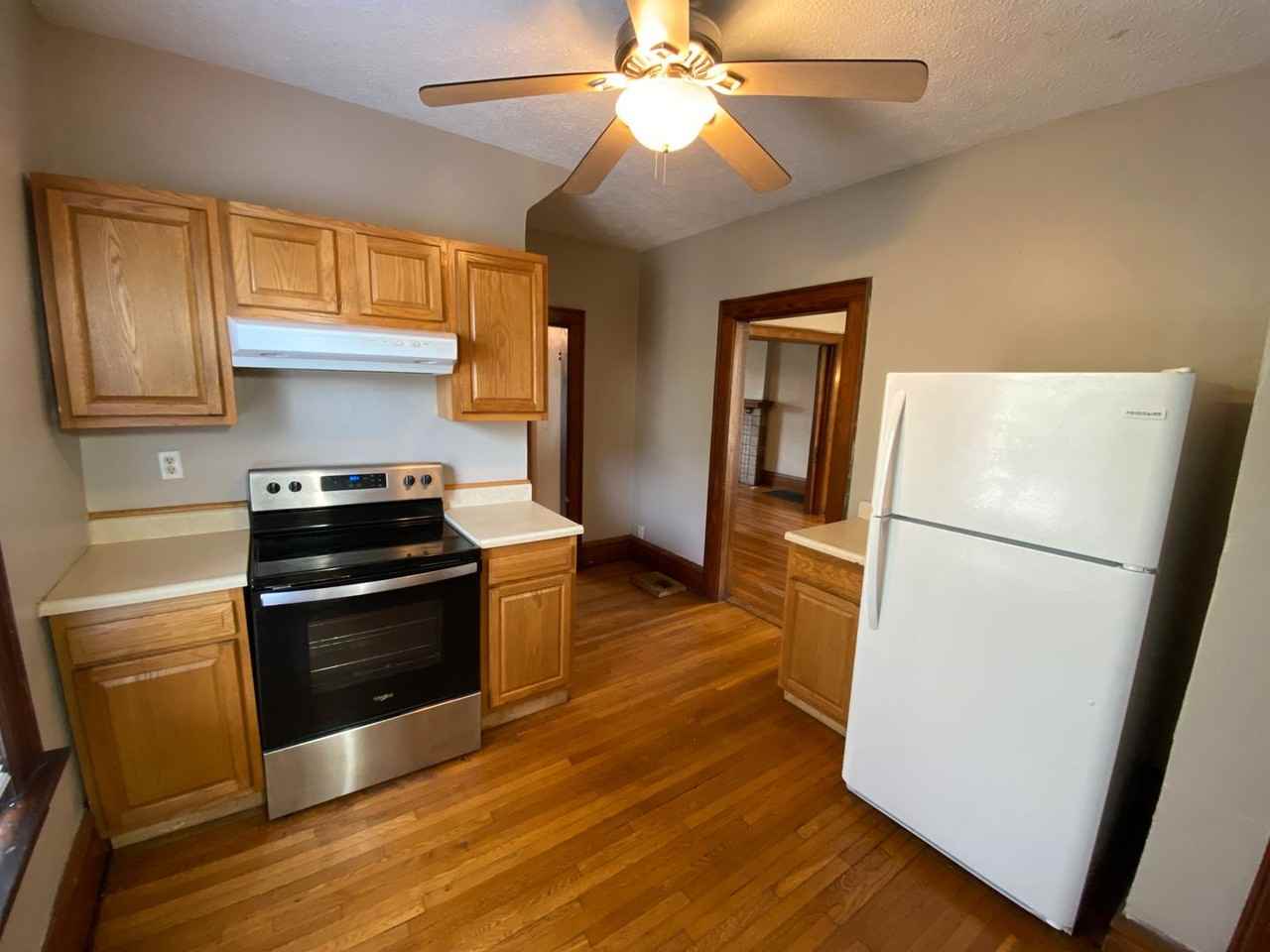 2329 Indianola Ave - Photo 7 of 14