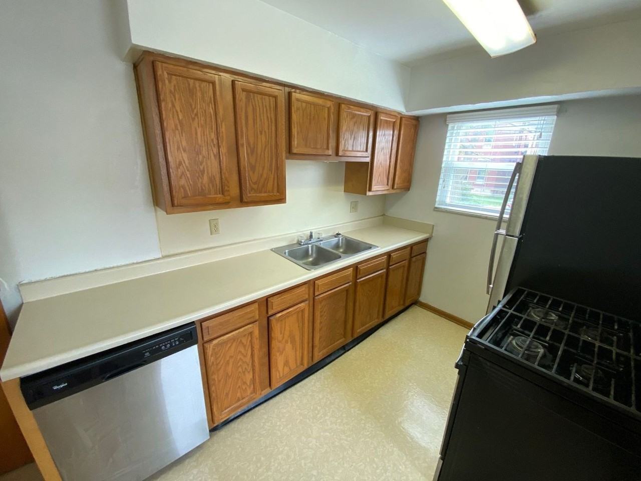 1444-1466 Worthington St - Photo 5 of 27