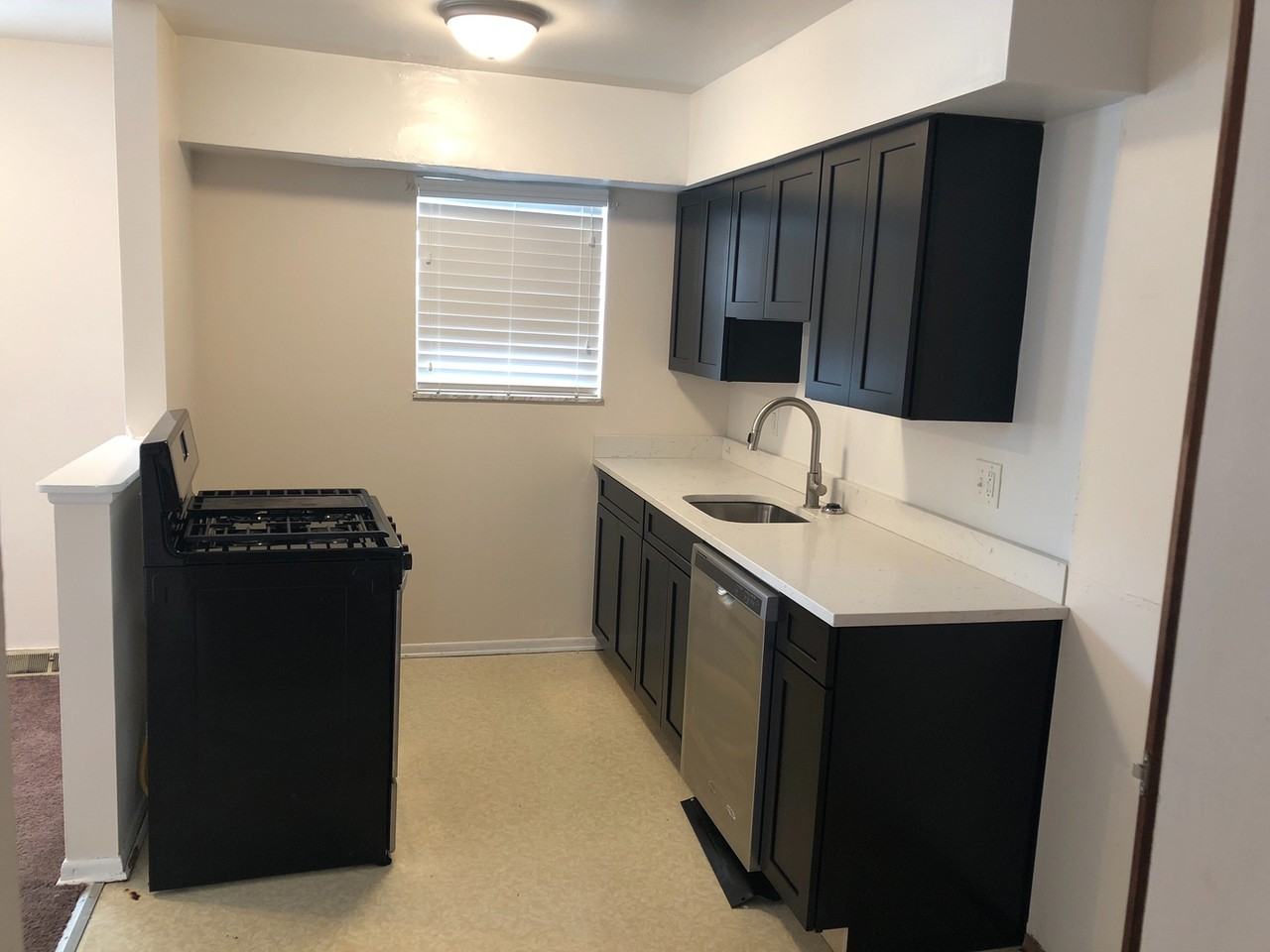 1444-1466 Worthington St - Photo 2 of 32