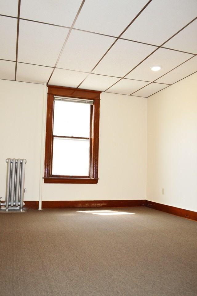 100 North Winooski Ave - Photo 7 of 34