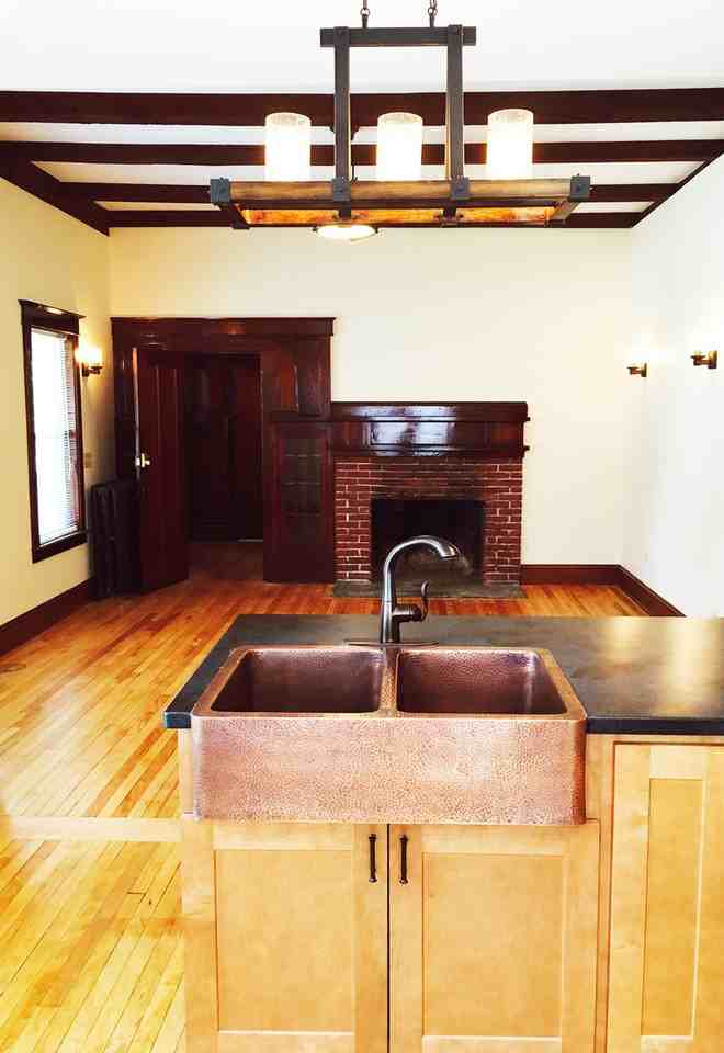 411 Colchester Ave - Photo 2 of 19