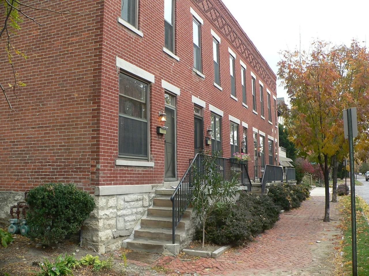 Briggs & Sycamore — 364 - Photo 3 of 12