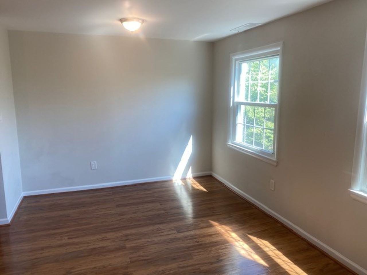 111 Center St N #201B - Photo 6 of 16