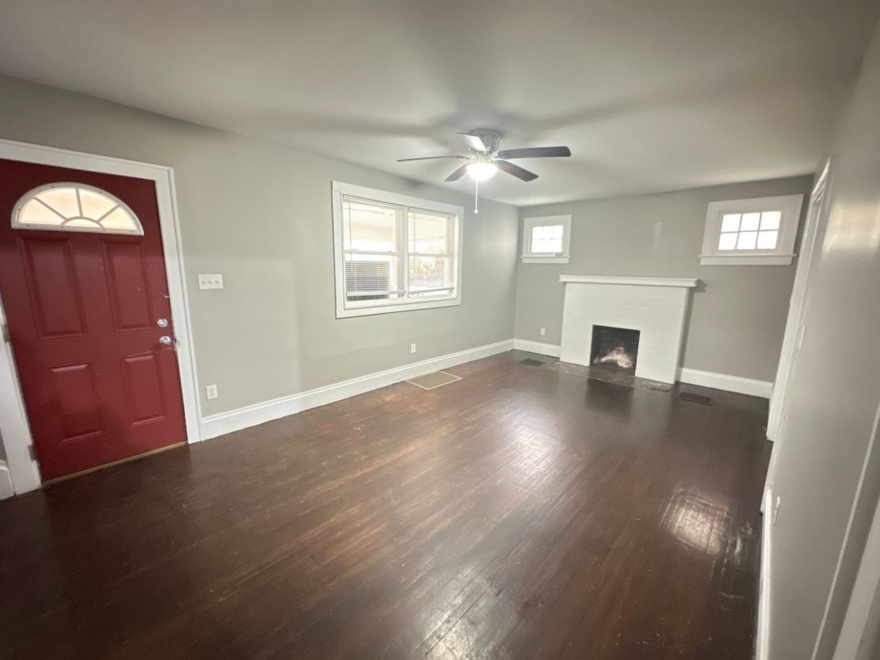 438 E 16th Ave - Photo 3 of 14