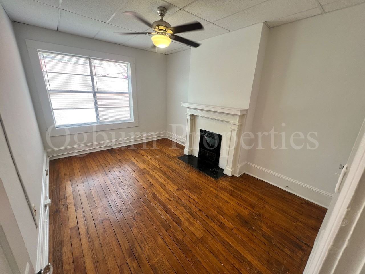 825002 - 815-843 BURKE STREET - Photo 2 of 9