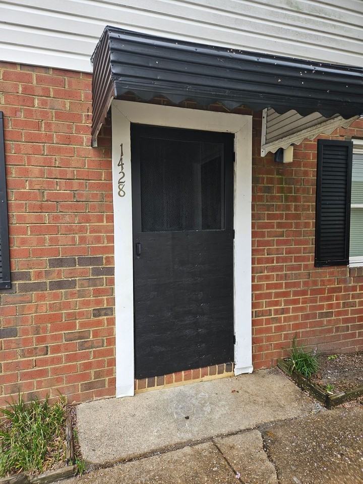 A1428b - Photo 2 of 13