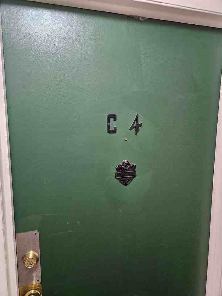 A1428b - Photo 3 of 13