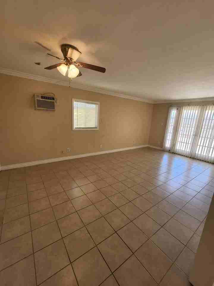 Bagley Ave- 5903 - Photo 3 of 9