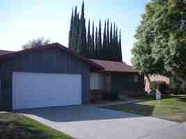 featured image of 1641 W Whitendale Ave