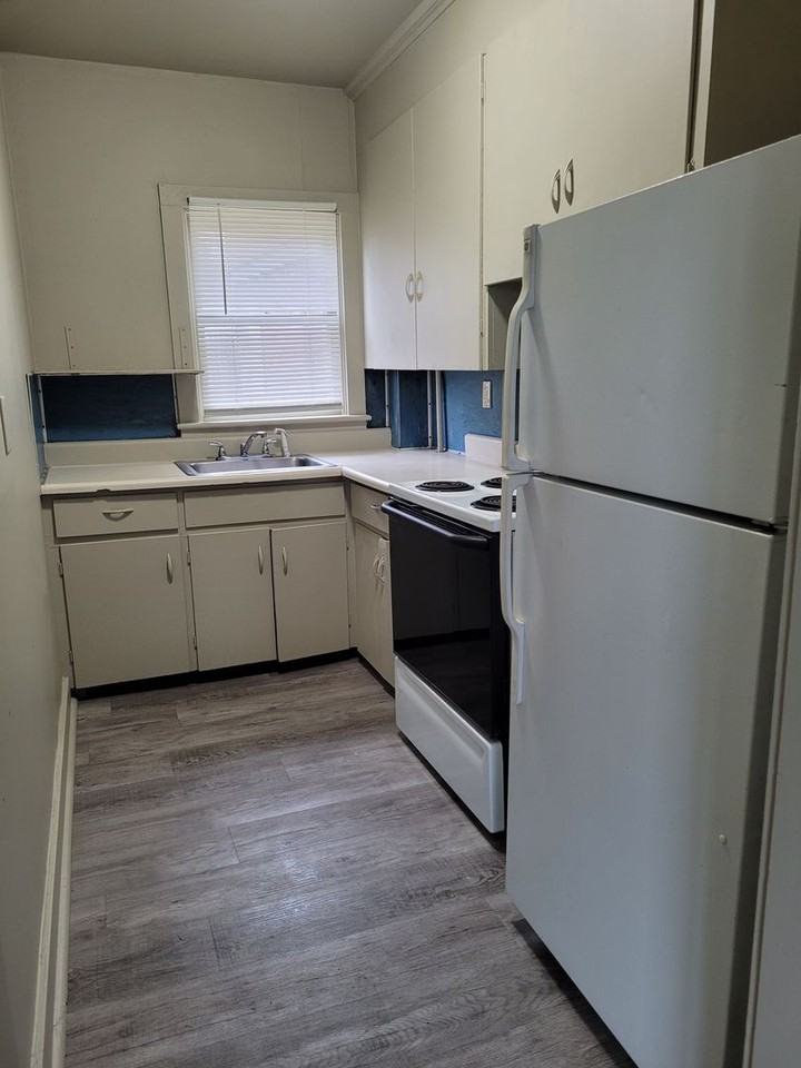 7 N Washington St - Photo 2 of 6