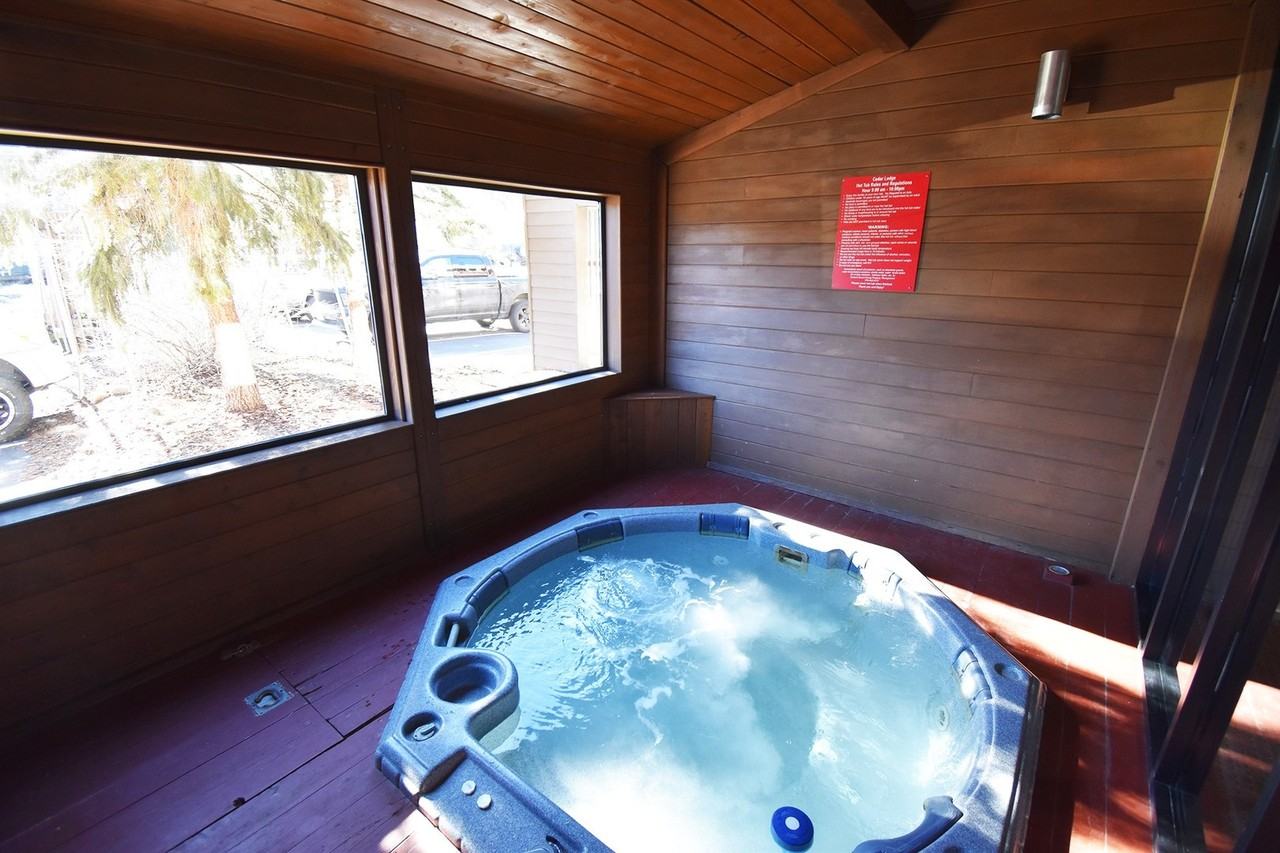 220 Cedar Lodge 220 - Photo 3 of 5
