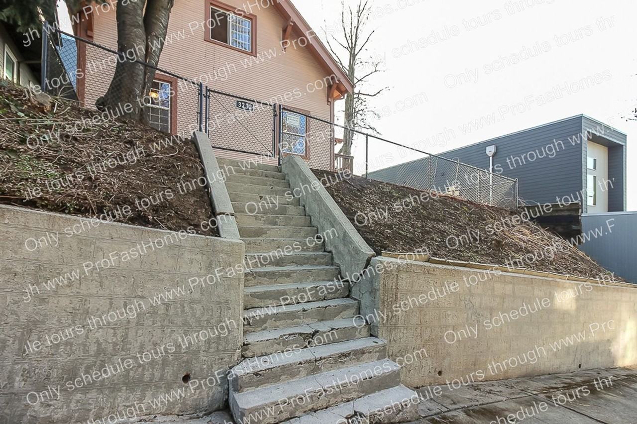 3232 N Michigan Ave - Photo 4 of 40