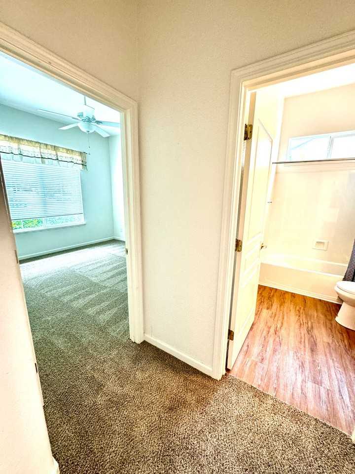 2323 Pioneer Way - Photo 5 of 21