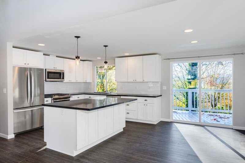 12933 Ne 128th Pl - Photo 2 of 16