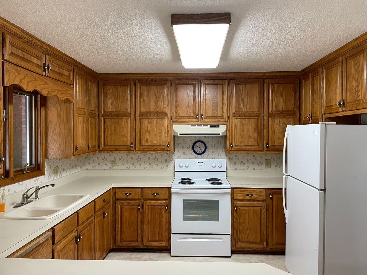 8966 Holdsclaw Rd - Photo 5 of 33