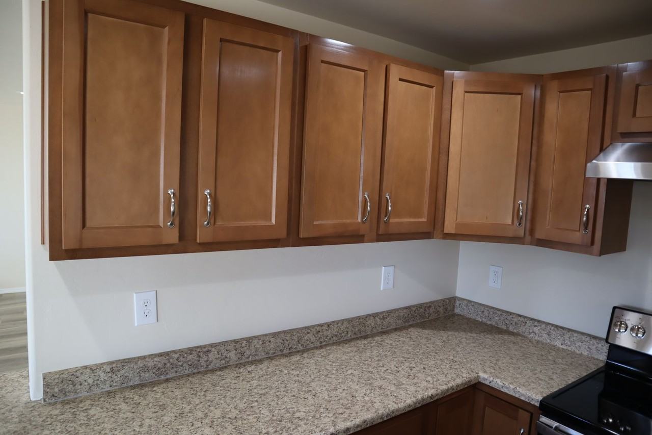 4920 S San Juan Ave - Photo 7 of 47