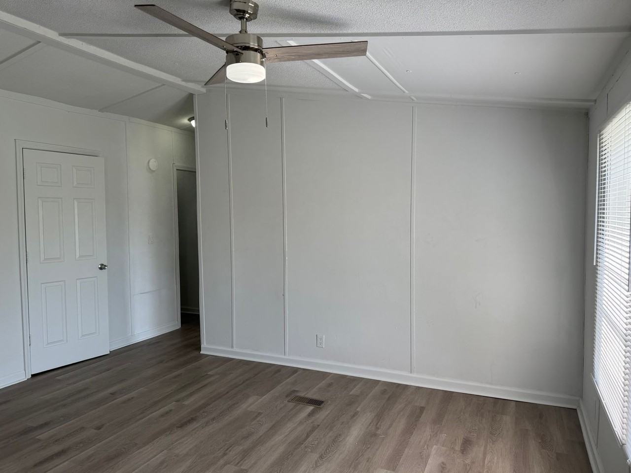 150 Songbird Ln - Photo 3 of 19