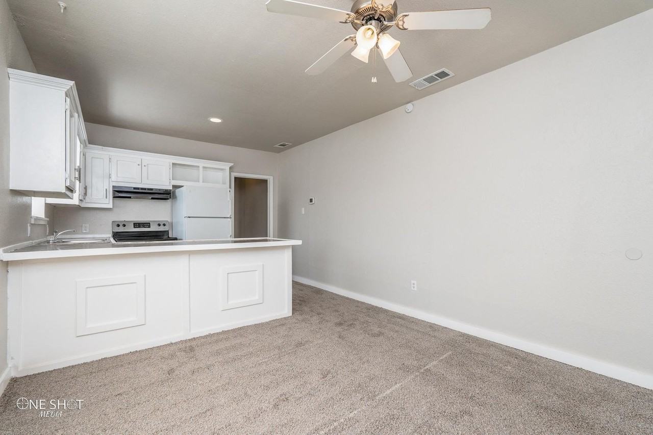 1631 S 3rd St - Photo 6 of 26