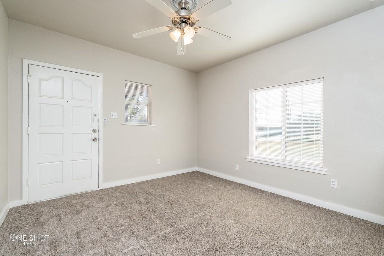 1631 S 3rd St - Photo 7 of 26