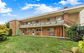 Harriet Manor - Photo 1 of 1