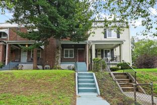 1512 16th St Se - Photo 1 of 1