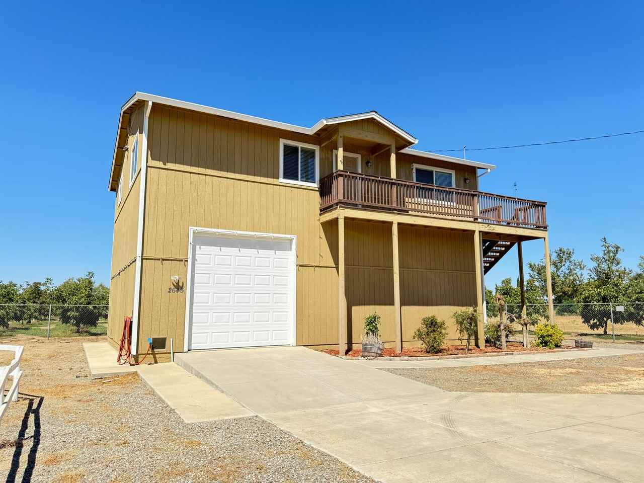 2645 Tudor Rd - Photo 2 of 11