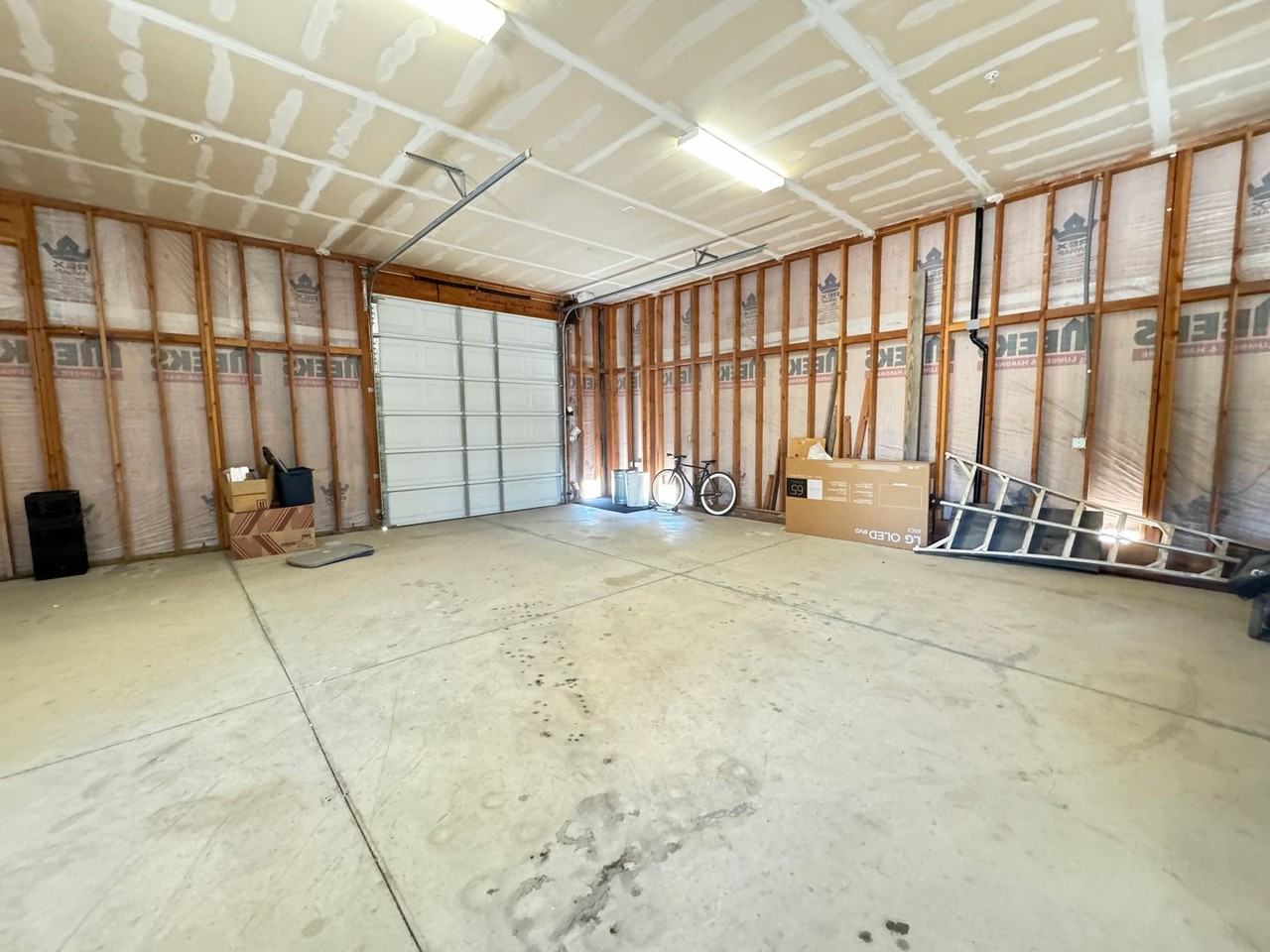 2645 Tudor Rd - Photo 7 of 11