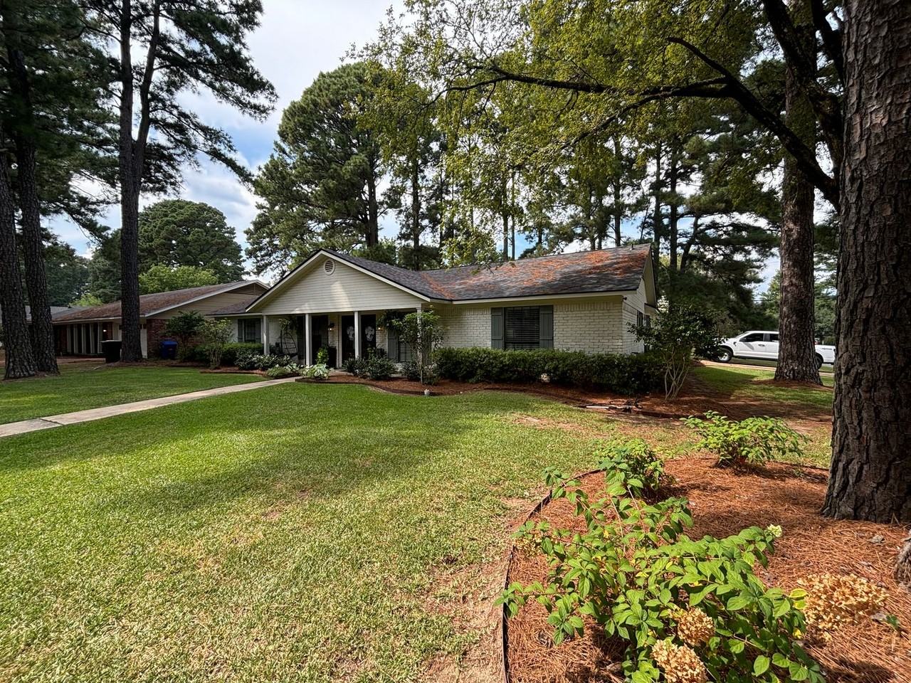 9991 Trailridge Dr - Photo 2 of 31