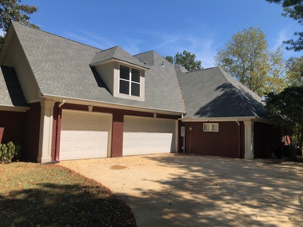 101 Edgewater Cv - Photo 2 of 24