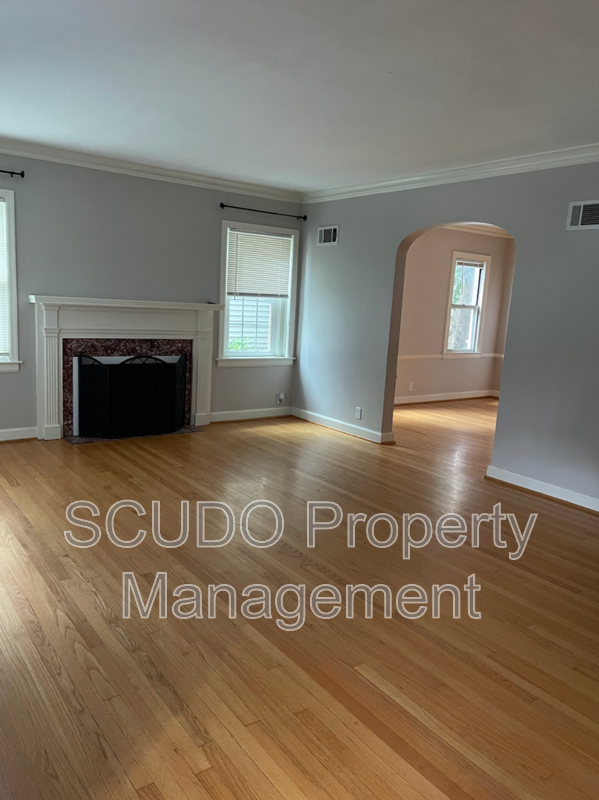 609 E 69th St - Photo 2 of 20