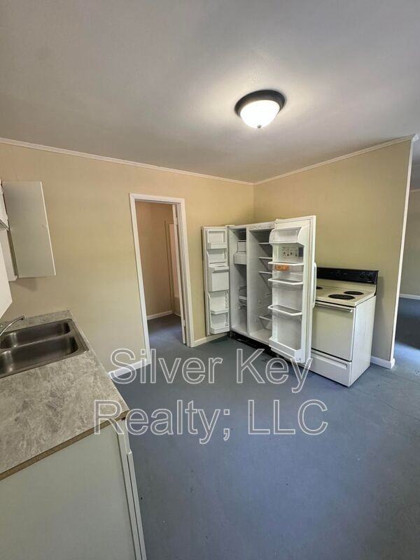 250 County Road #16A - Photo 3 of 7