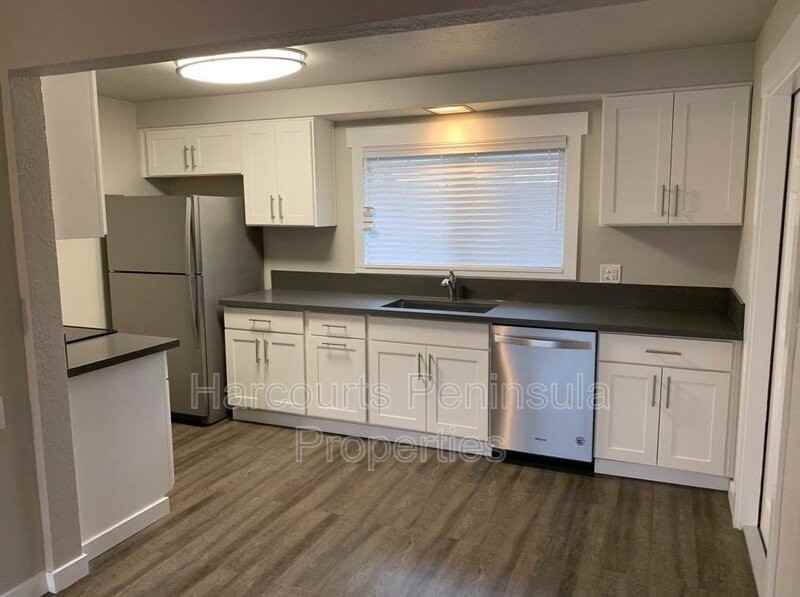 3590 Nw Anderson Hill Rd - Photo 5 of 6