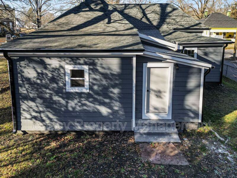 901 Branch St - Photo 7 of 20