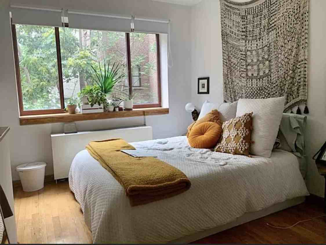 25 Avenue C - Photo 4 of 14