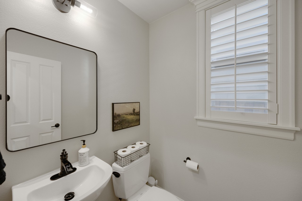 13330 Sw Shakespeare St #NA - Photo 3 of 30
