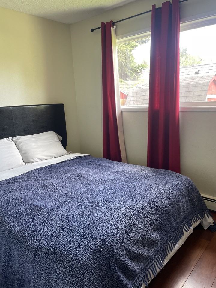 1030 W 19th Ave - Photo 3 of 5